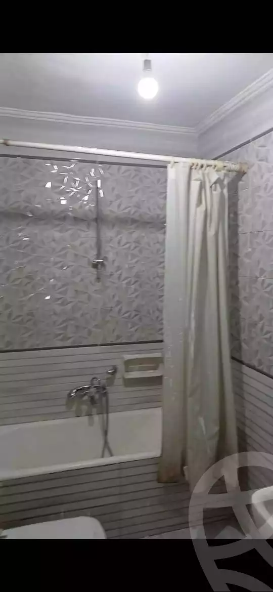 https://aqarmap.com.eg/en/listing/6116632-for-rent-cairo-heliopolis-sheraton-saqr-korayesh-st