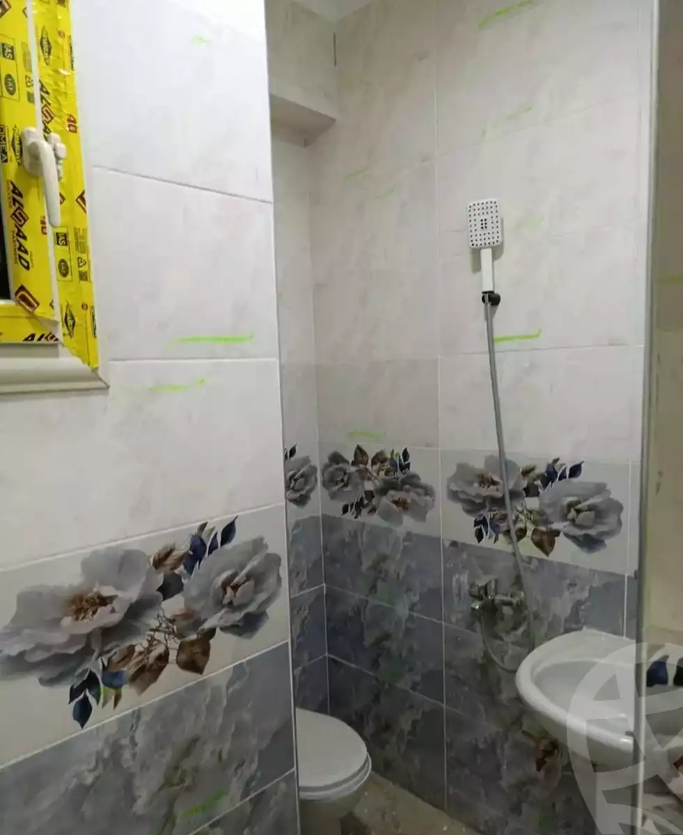 https://aqarmap.com.eg/en/listing/6117338-for-sale-qalyubia-shubra-el-khaima-el-shareaa-el-gadid-st