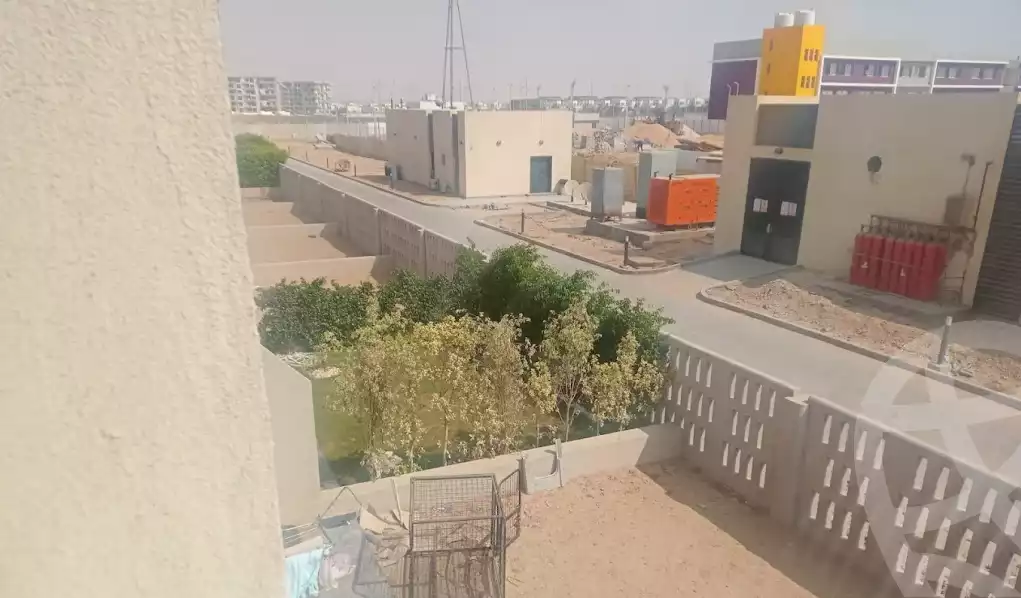 https://aqarmap.com.eg/en/listing/6117544-for-sale-cairo-el-shorouk-compounds-al-burouj-compound-imkan