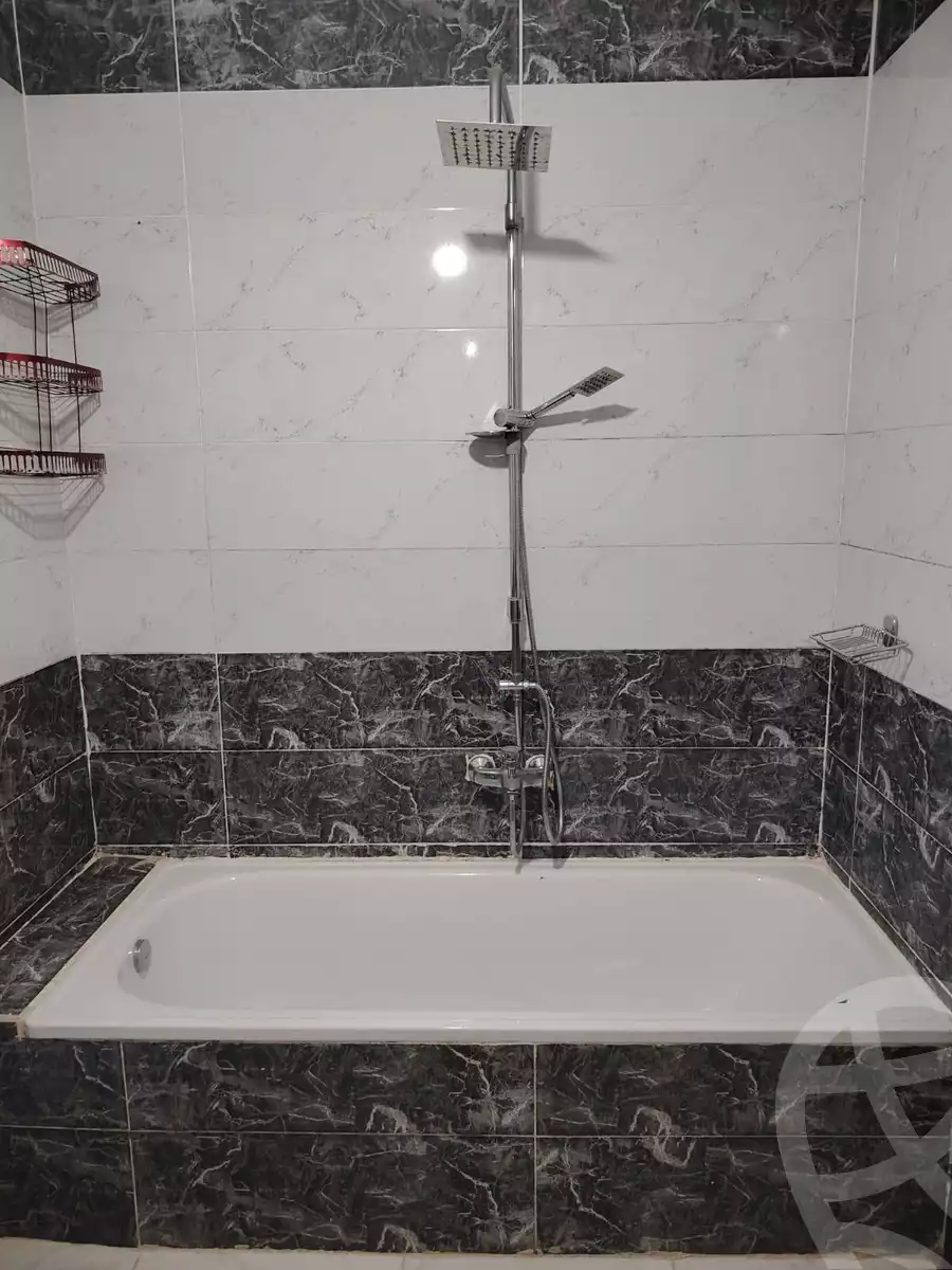 https://aqarmap.com.eg/ar/listing/6118166-for-sale-cairo-nozha-2-el-khamseen-st