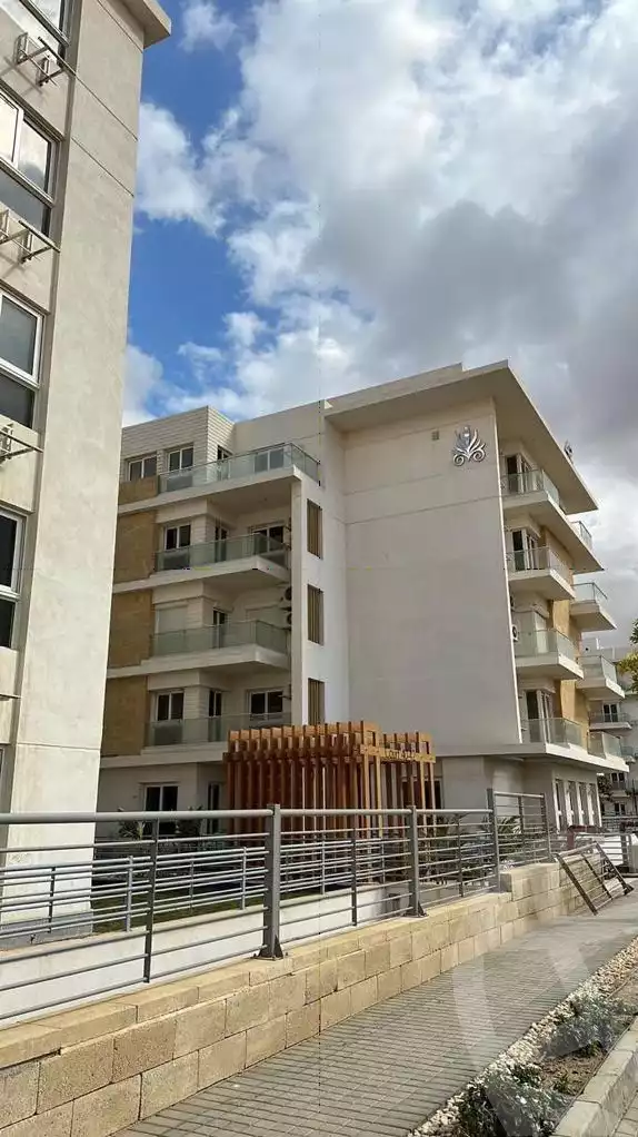 https://aqarmap.com.eg/en/listing/6118567-for-sale-cairo-6th-of-october-compounds-mountain-view-icity-october-mv-park-mountain-view-icity-october