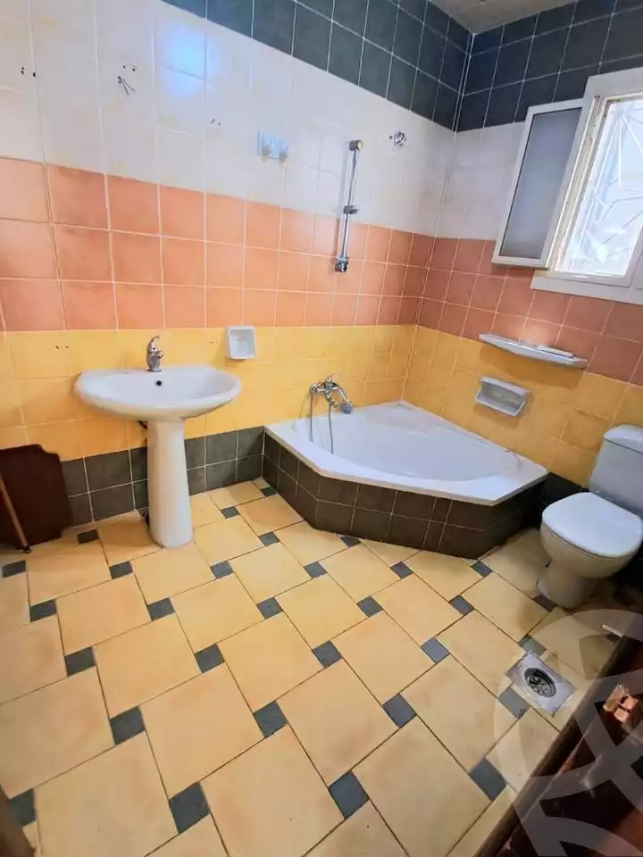 https://aqarmap.com.eg/ar/listing/6118889-for-sale-alexandria-ganaklis
