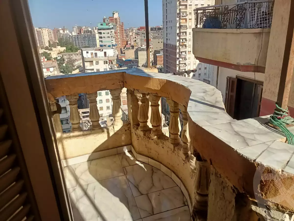 https://aqarmap.com.eg/en/listing/6120257-for-sale-alexandria-moharram-bey