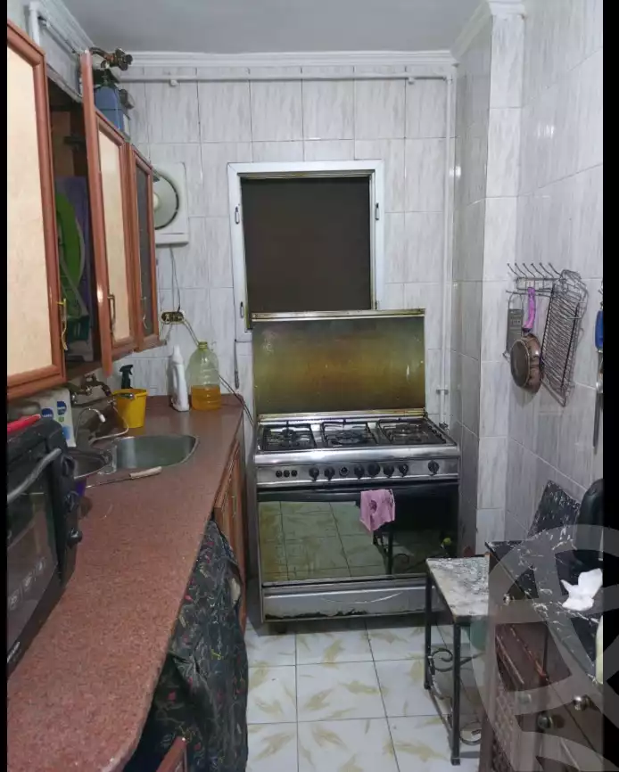 https://aqarmap.com.eg/en/listing/6122228-for-sale-cairo-helwan-helwan-el-sharkeya-zaki-hawas-st