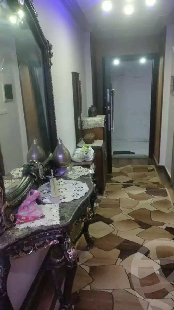 https://aqarmap.com.eg/en/listing/6122326-for-sale-cairo-helwan-helwan-el-sharkeya-ryad-pasha-st