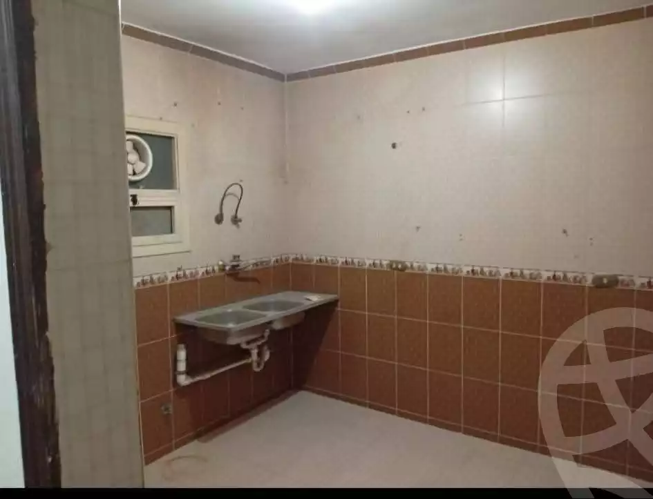 https://aqarmap.com.eg/en/listing/6122511-for-sale-cairo-ain-shams-ahmed-esmat-st