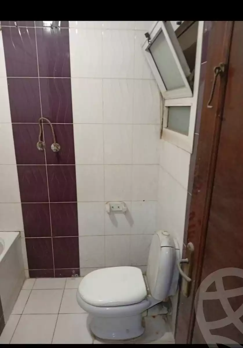 https://aqarmap.com.eg/en/listing/6122511-for-sale-cairo-ain-shams-ahmed-esmat-st