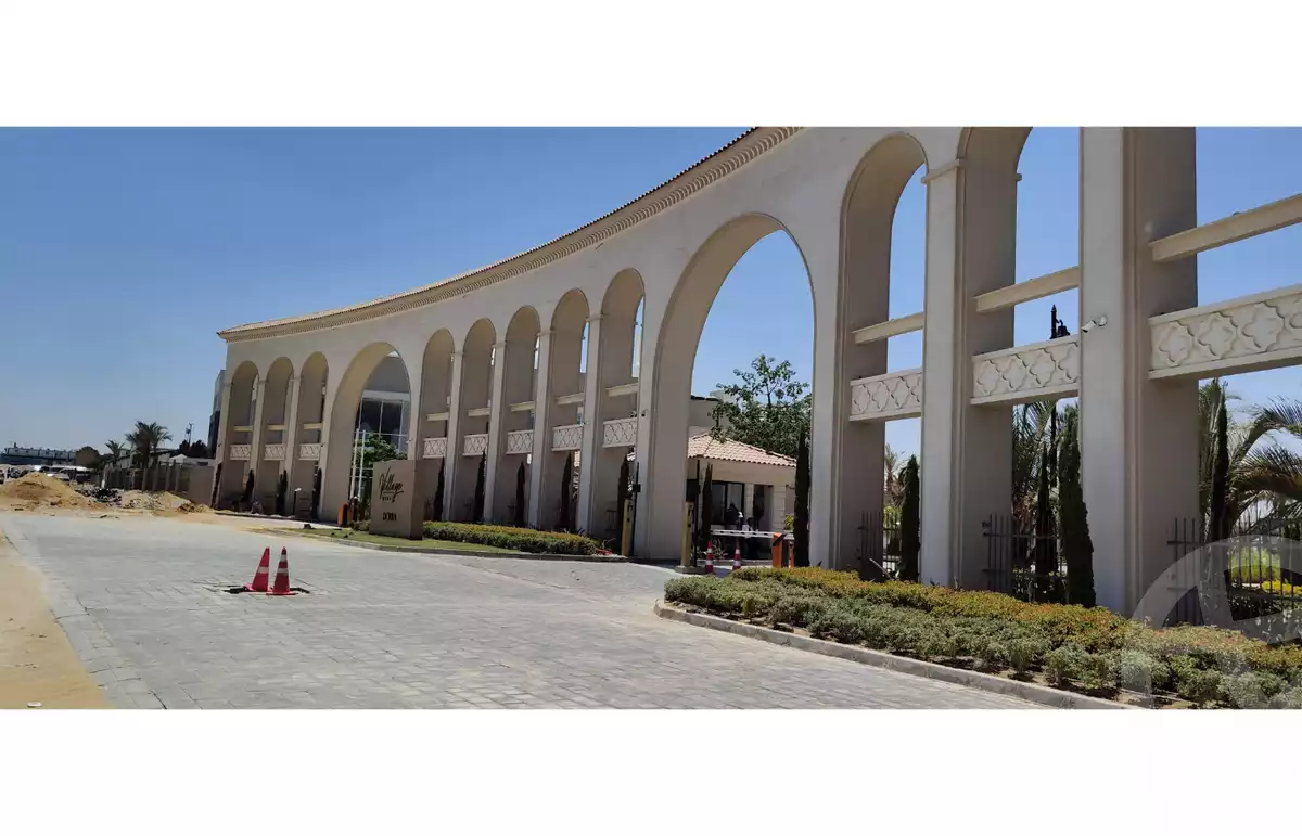 https://aqarmap.com.eg/en/listing/6124659-for-sale-cairo-el-sheikh-zayed-city-compounds-kmbwnd-fyldj-wyst-dr-llttwyr