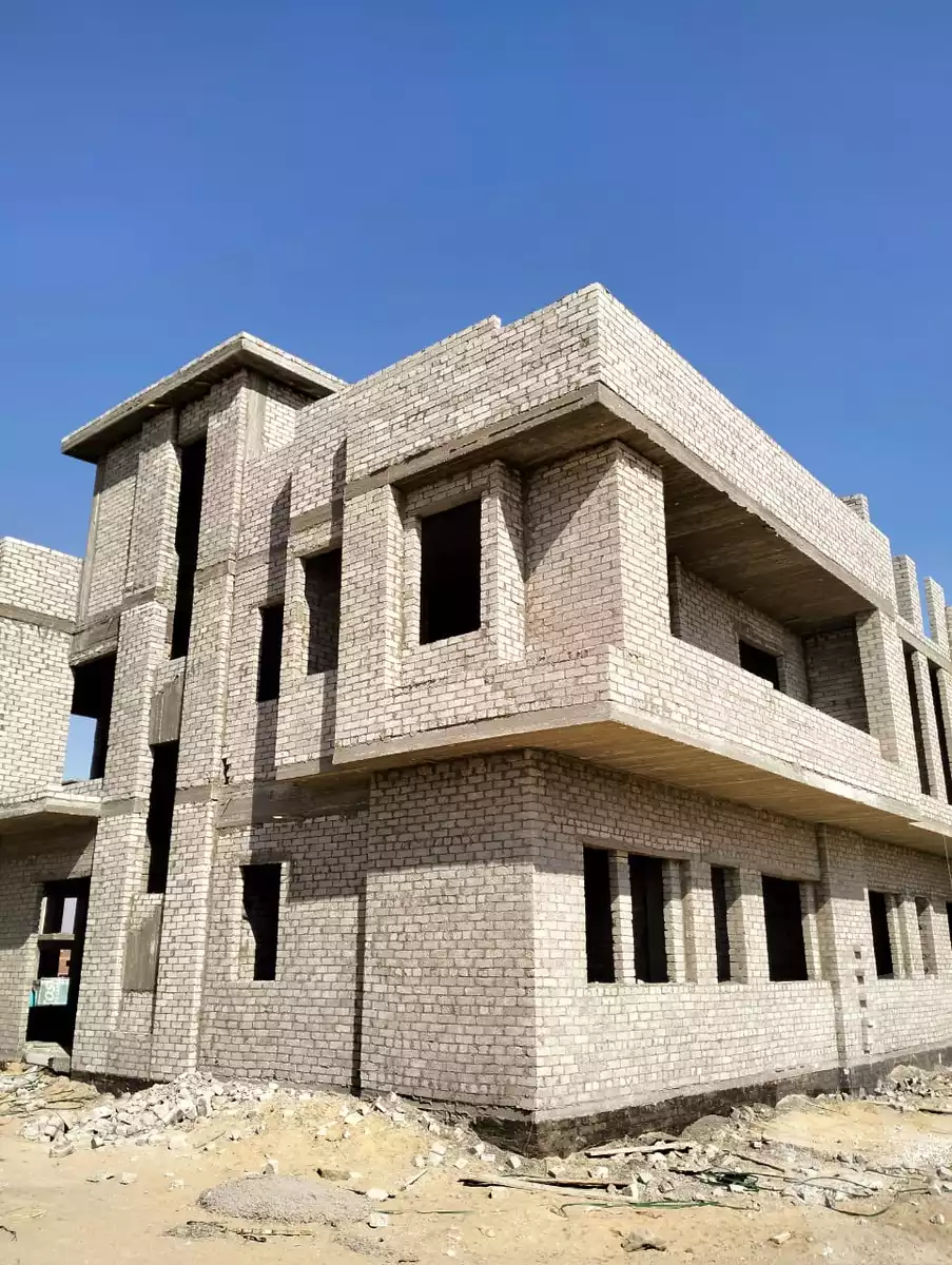 https://aqarmap.com.eg/en/listing/6129923-for-sale-cairo-el-sheikh-zayed-city-compounds-t-pearl-compound-torec