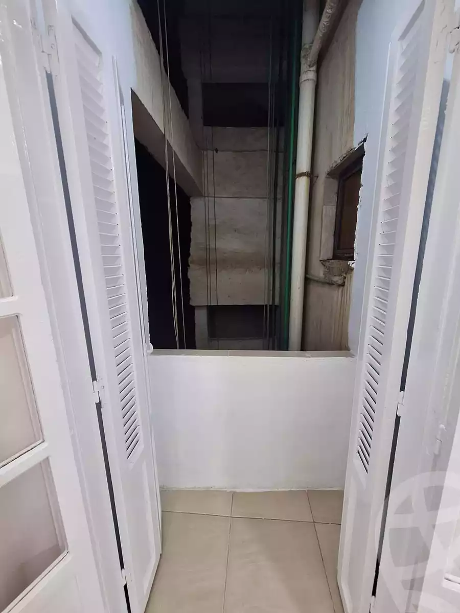 https://aqarmap.com.eg/en/listing/6131578-for-sale-alexandria-sydy-bshr-sydy-bshr-bhry-shr-mhmwd-l-yswy