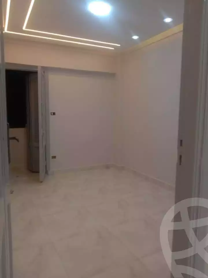 https://aqarmap.com.eg/ar/listing/6131694-for-sale-alexandria-camp-cesar-abou-quer-st