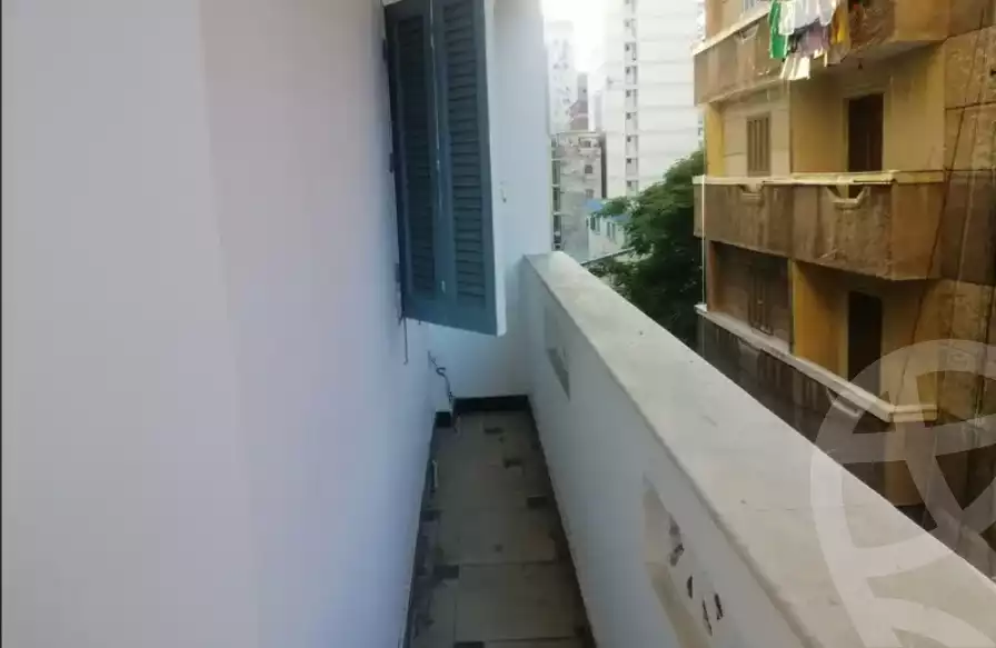 https://aqarmap.com.eg/ar/listing/6132494-for-rent-alexandria-moharram-bey-abd-el-hafez-st