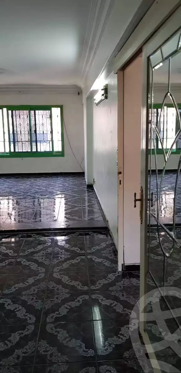 https://aqarmap.com.eg/en/listing/6135473-for-sale-cairo-helwan-helwan-el-sharkeya-saleh-sobhy-st