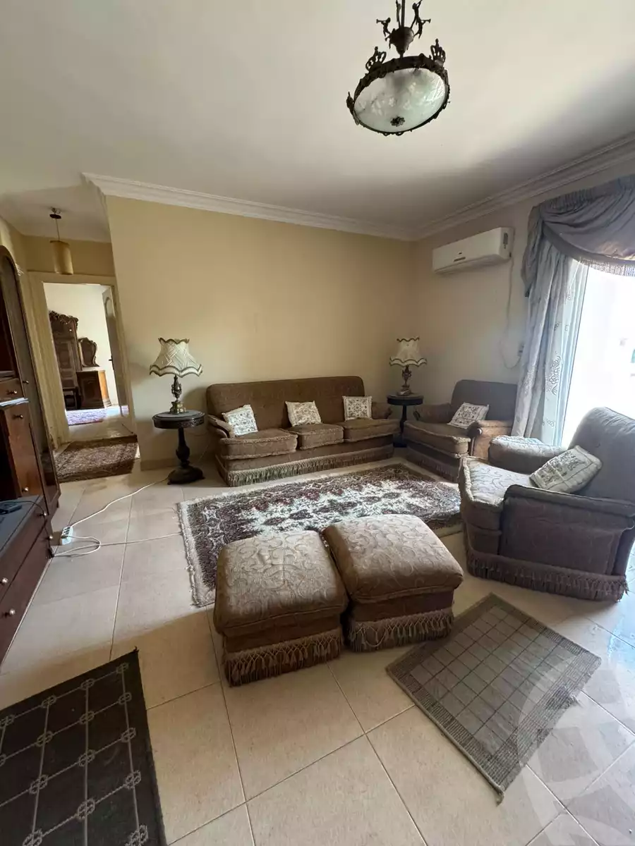 https://aqarmap.com.eg/en/listing/6135516-for-sale-cairo-el-sheikh-zayed-city-compounds-hadayek-el-mohandiseen
