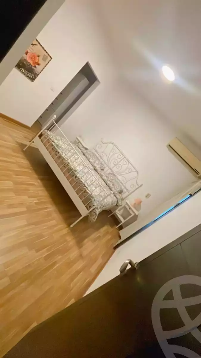 https://aqarmap.com.eg/ar/listing/6135821-for-rent-cairo-el-sheikh-zayed-city-compounds-dh-drys