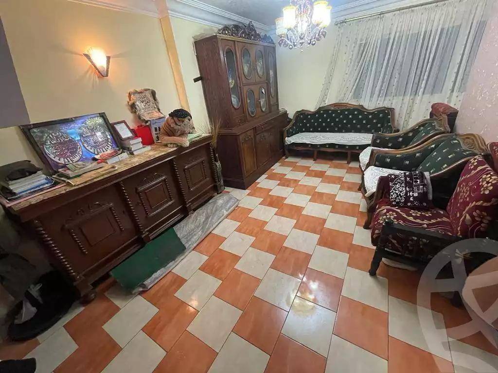 https://aqarmap.com.eg/en/listing/6136579-for-sale-cairo-faisal-kafr-tohormos-queen-nazli-st