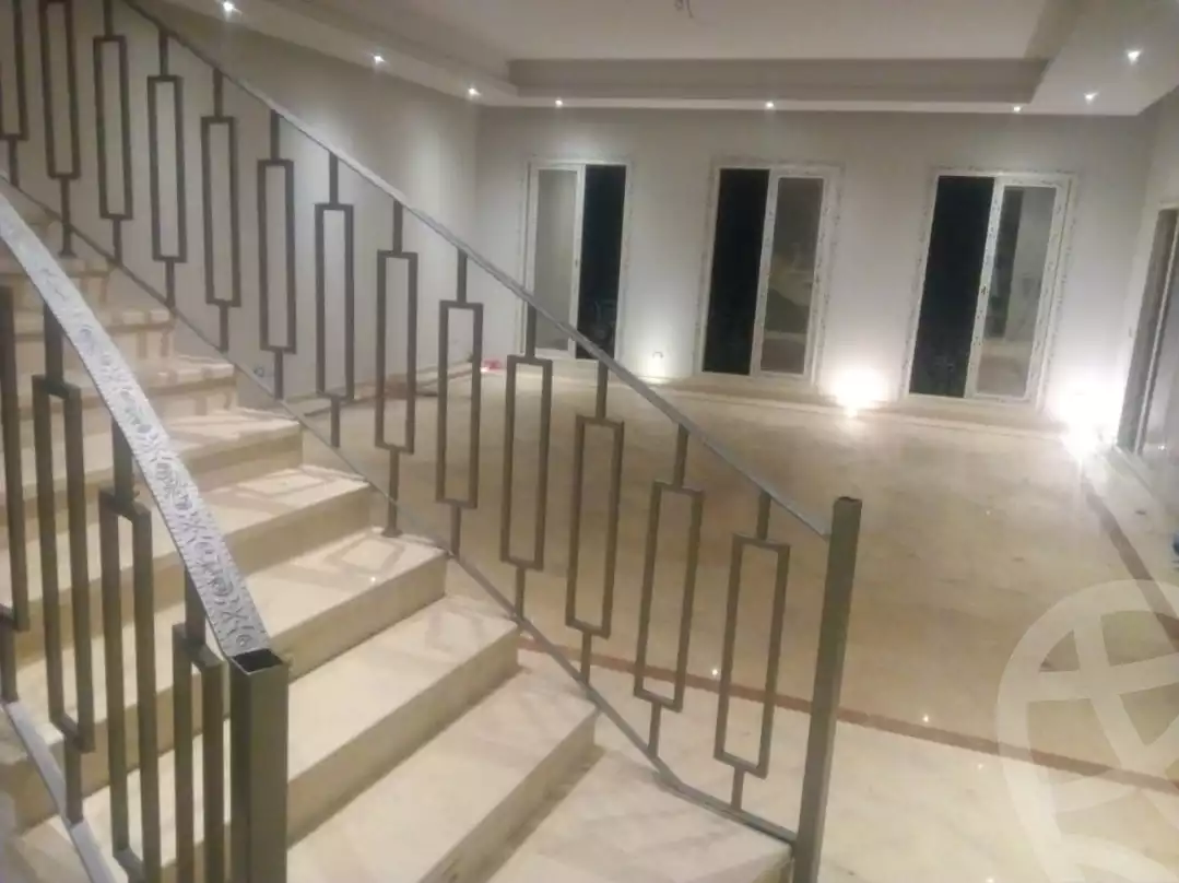 https://aqarmap.com.eg/ar/listing/6136952-for-rent-cairo-el-sheikh-zayed-city-el-hay-elawel-street-10