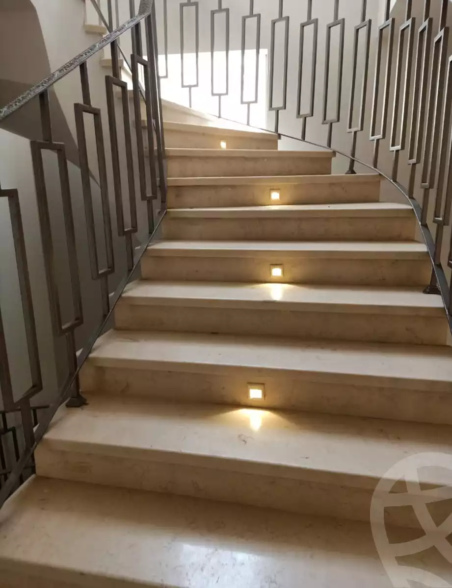 https://aqarmap.com.eg/ar/listing/6136952-for-rent-cairo-el-sheikh-zayed-city-el-hay-elawel-street-10