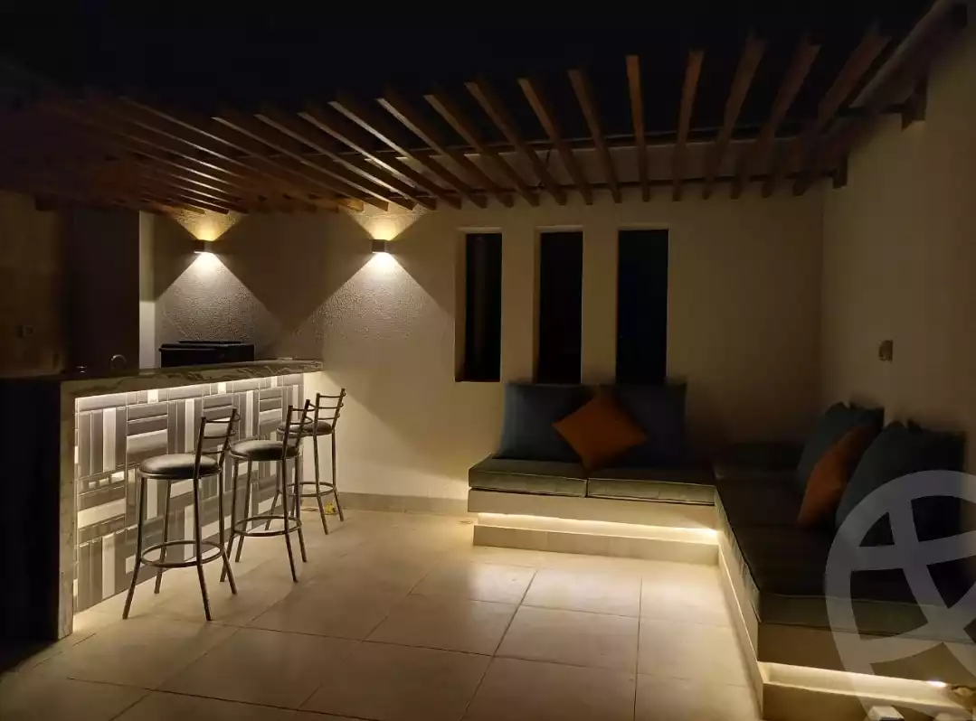 https://aqarmap.com.eg/en/listing/6137074-for-rent-cairo-el-sheikh-zayed-city-compounds-kmbwnd-wyst-twn-swdyk