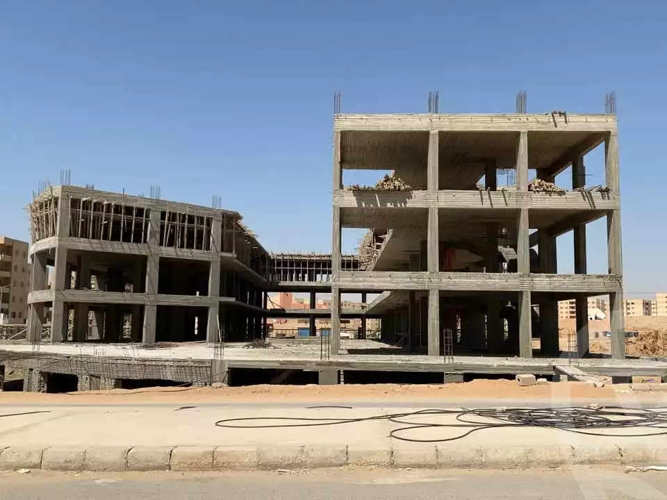 https://aqarmap.com.eg/en/listing/6137439-for-sale-cairo-6th-of-october-hadaeq-october-kmbwnd-fy-hdyq-ktwbr-regency-mall