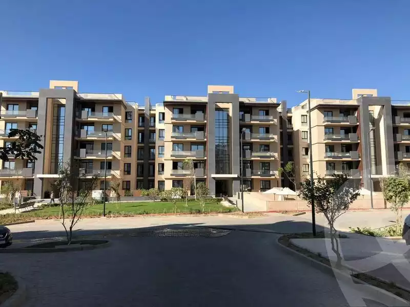 https://aqarmap.com.eg/ar/listing/6137870-for-sale-cairo-new-cairo-compounds-azad