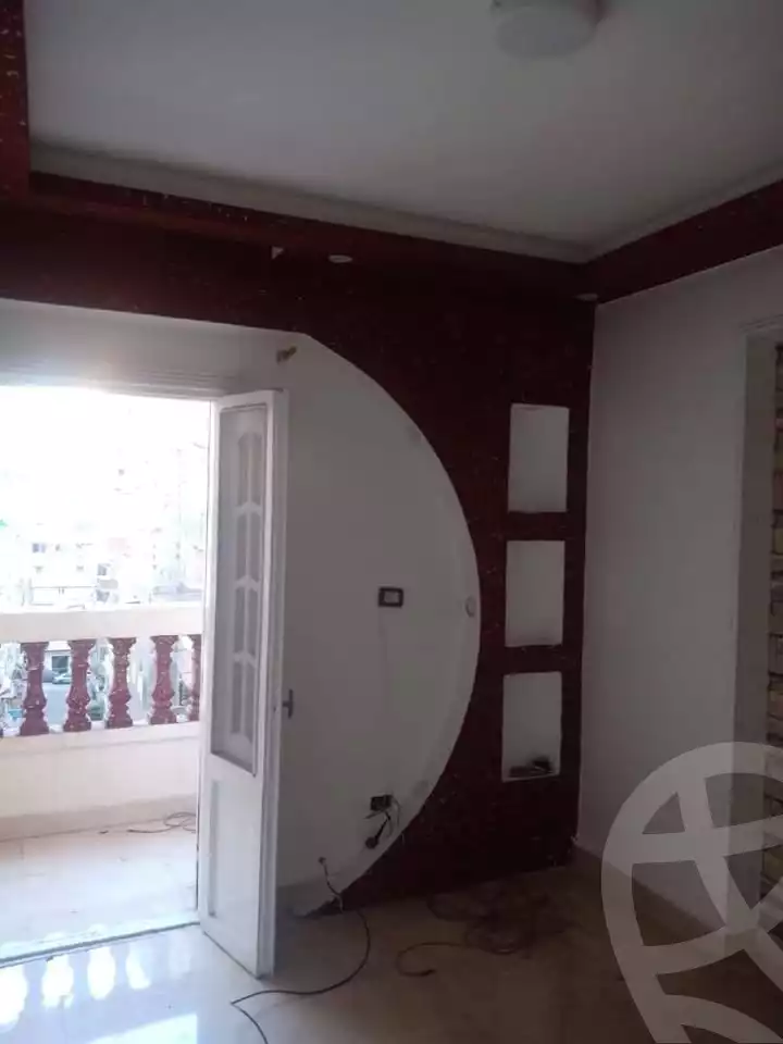 https://aqarmap.com.eg/ar/listing/6138332-for-sale-alexandria-miami-shr-jml-bd-lnsr