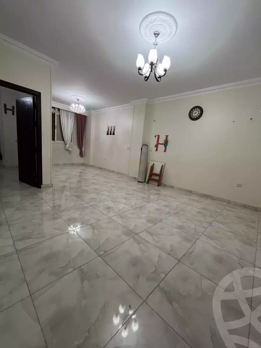 https://aqarmap.com.eg/en/listing/6138333-for-sale-cairo-15th-of-may-Neighbourhood 10