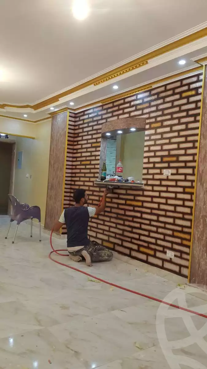 https://aqarmap.com.eg/ar/listing/6140387-for-sale-cairo-helwan-helwan-el-sharkeya-gaafar-st