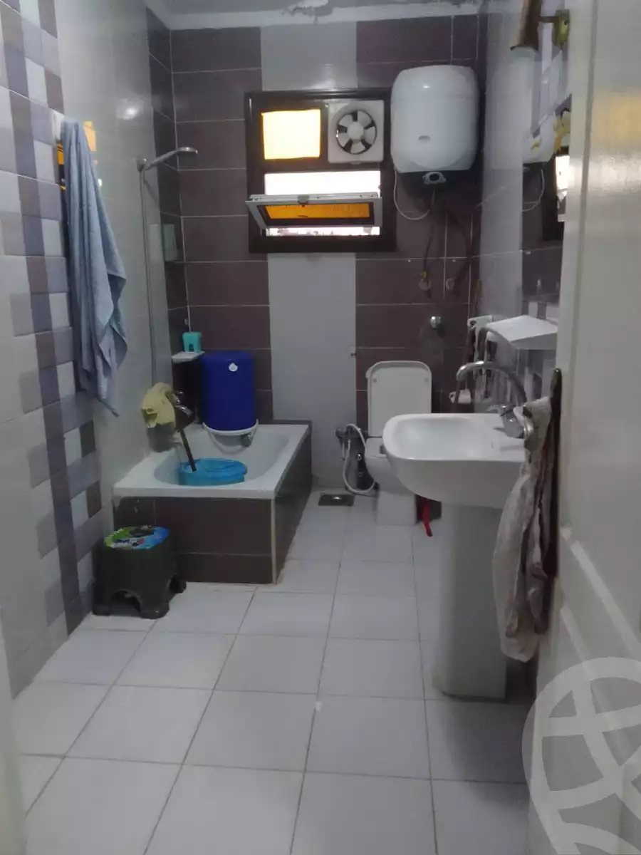 https://aqarmap.com.eg/ar/listing/6140406-for-rent-cairo-helwan-helwan-el-sharkeya