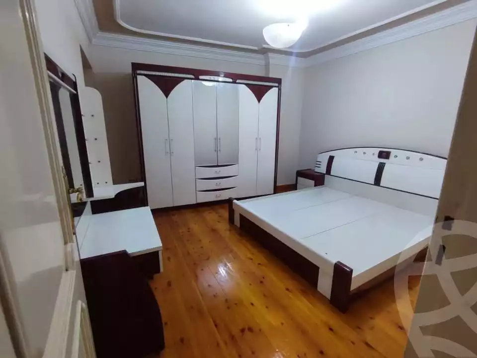 https://aqarmap.com.eg/en/listing/6141249-for-sale-alexandria-glim