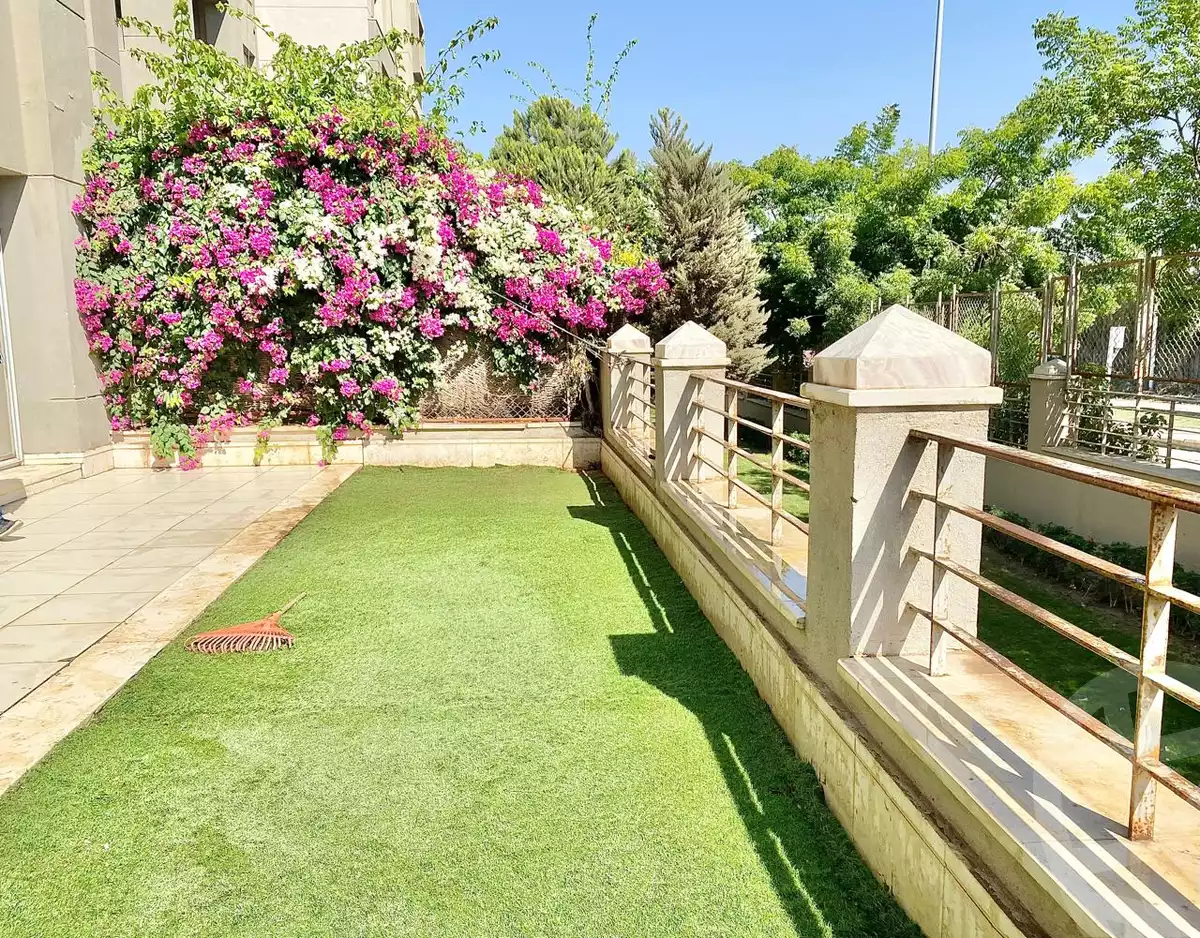 https://aqarmap.com.eg/ar/listing/6141331-for-sale-cairo-new-cairo-compounds-kmbwnd-fyldj-jyt-blm-hylz