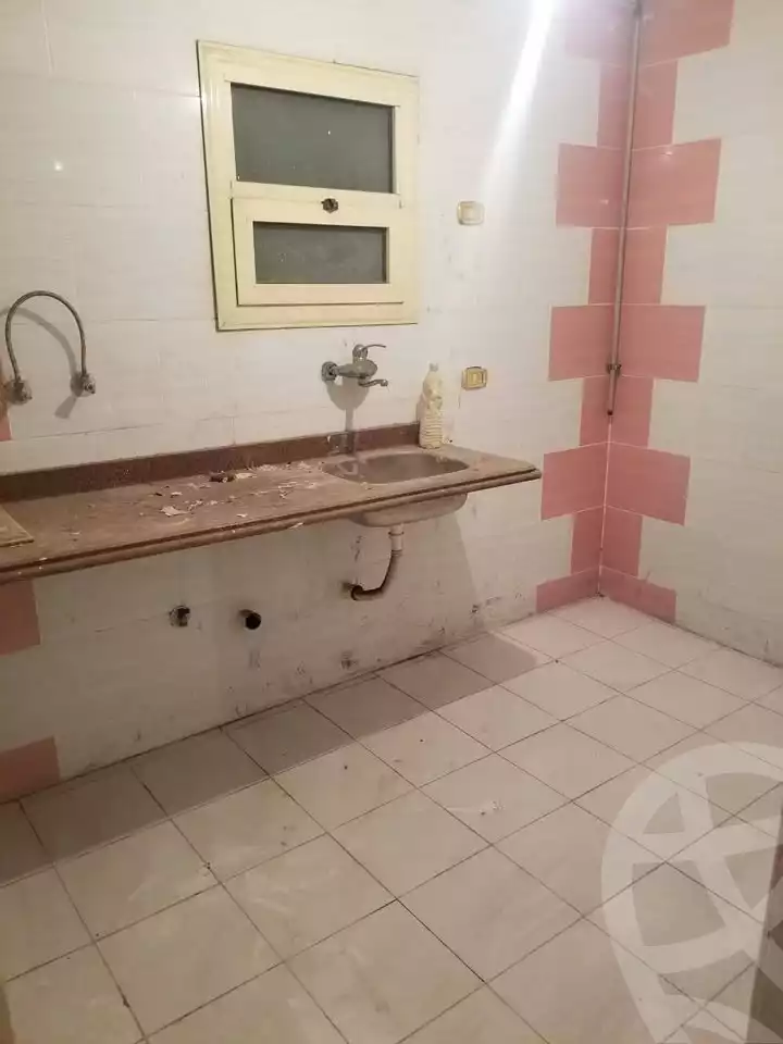 https://aqarmap.com.eg/ar/listing/6142311-for-sale-alexandria-sydy-bshr-sydy-bshr-bhry-shr-mhmwd-l-yswy