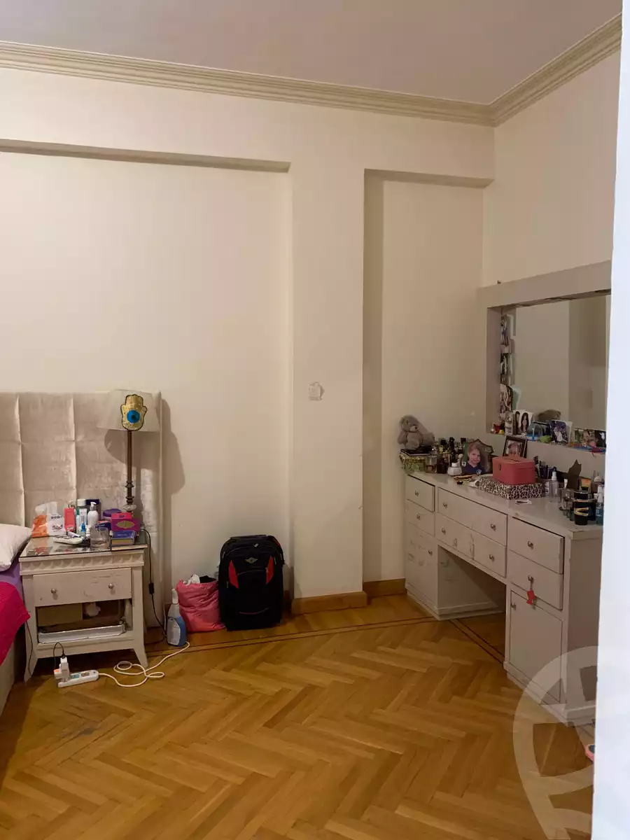 https://aqarmap.com.eg/en/listing/6143454-for-sale-cairo-el-sheikh-zayed-city-compounds-el-yasmeen-compound