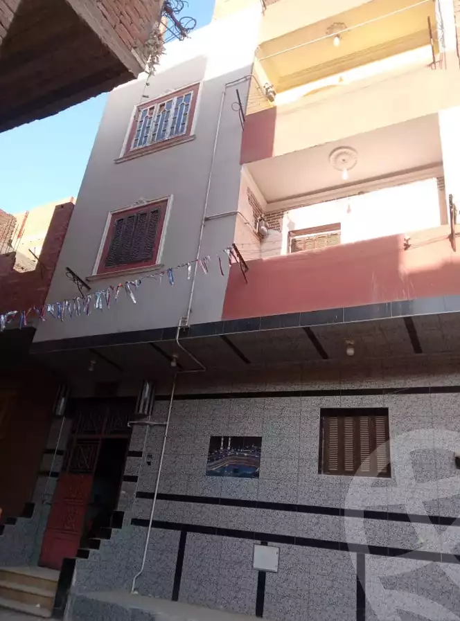 https://aqarmap.com.eg/en/listing/6145889-for-sale-qalyubia-el-khanka-arab-el-ayayda