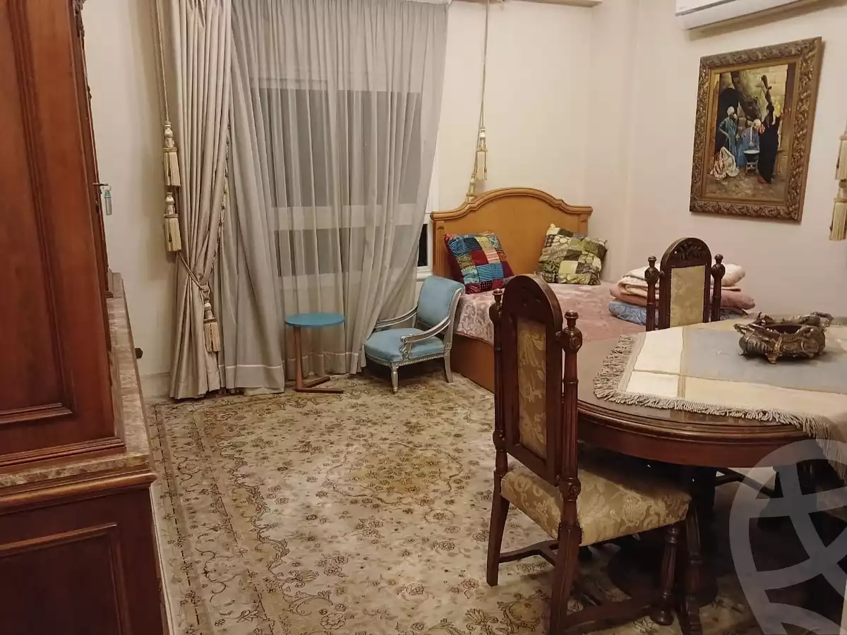 https://aqarmap.com.eg/en/listing/6146804-for-sale-cairo-new-cairo-first-settlement-mhwr-mstfy-kml