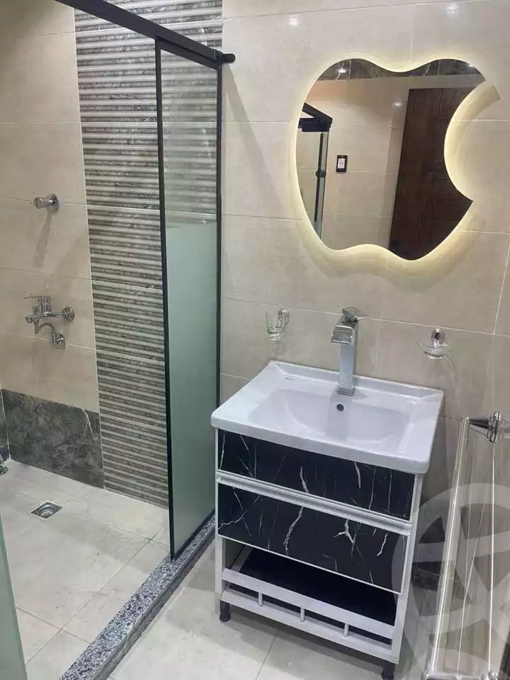 https://aqarmap.com.eg/en/listing/6147742-for-sale-cairo-ain-shams-ahmed-esmat-st