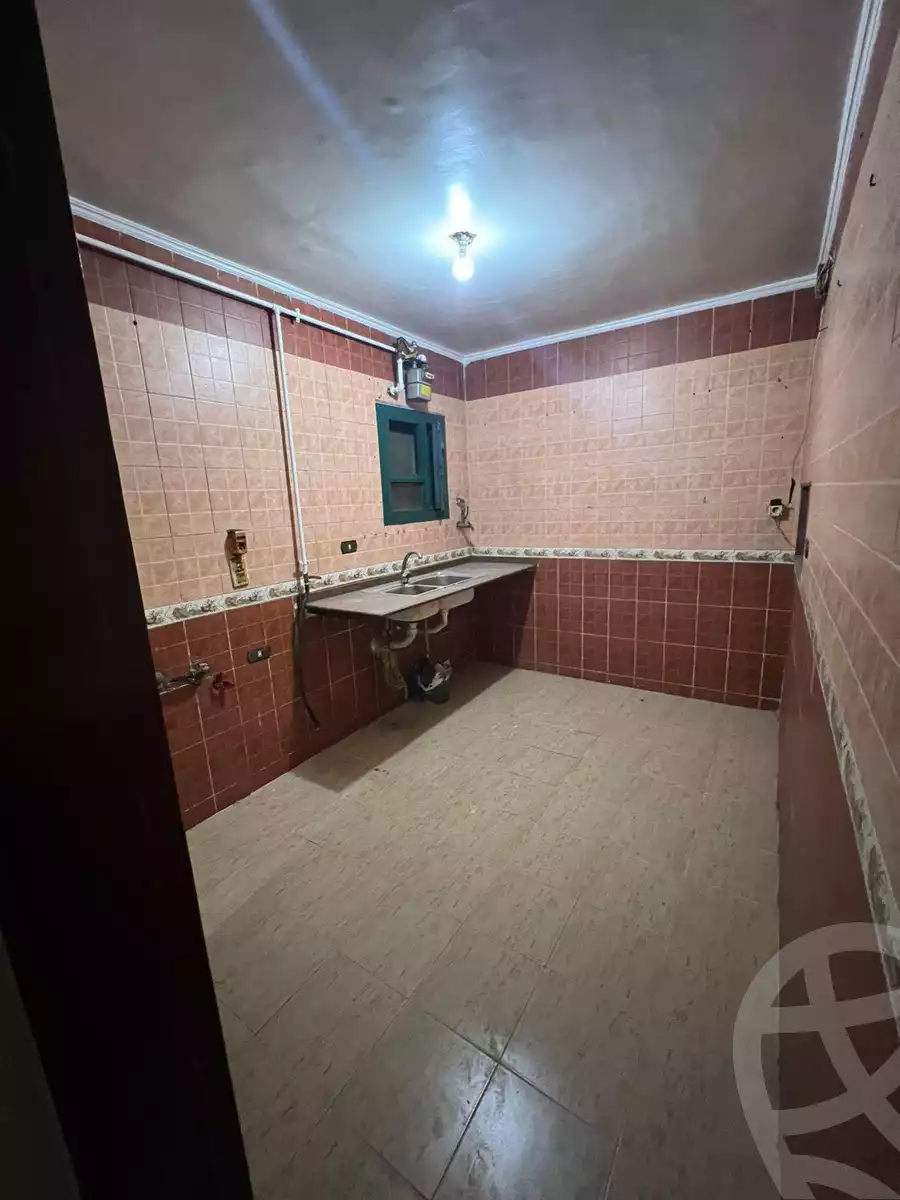 https://aqarmap.com.eg/ar/listing/6147770-for-sale-cairo-helwan-helwan-el-sharkeya-mostafa-safwat-st