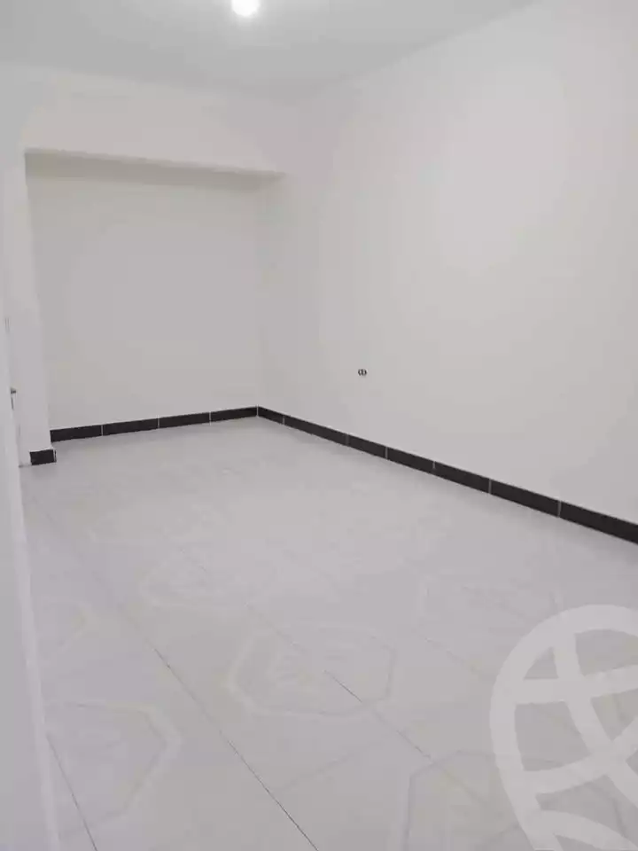 https://aqarmap.com.eg/ar/listing/6148403-for-rent-port-said-mdyn-bwr-s-yd