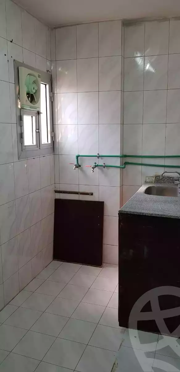 https://aqarmap.com.eg/ar/listing/6150444-for-sale-cairo-helwan-helwan-el-sharkeya-saleh-sobhy-st