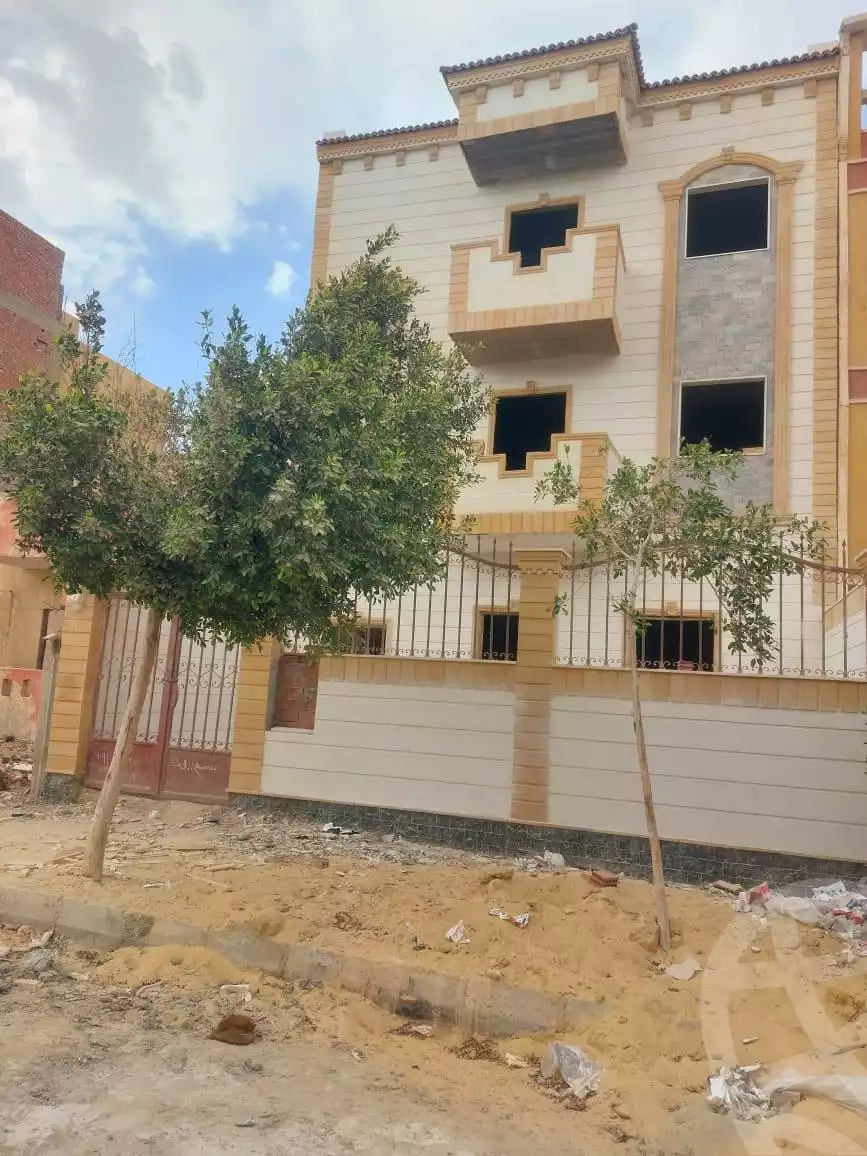 https://aqarmap.com.eg/en/listing/6150593-for-sale-cairo-6th-of-october-hadaeq-october-ebni-betak-1