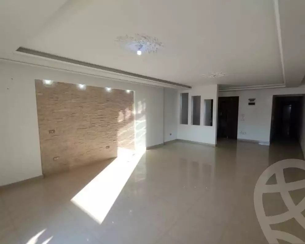 https://aqarmap.com.eg/en/listing/6152067-for-rent-alexandria-ganaklis