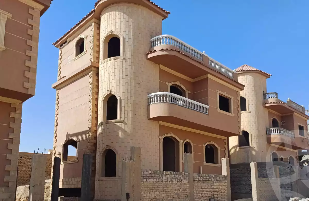 https://aqarmap.com.eg/ar/listing/6152676-for-sale-cairo-6th-of-october-compounds-media-village
