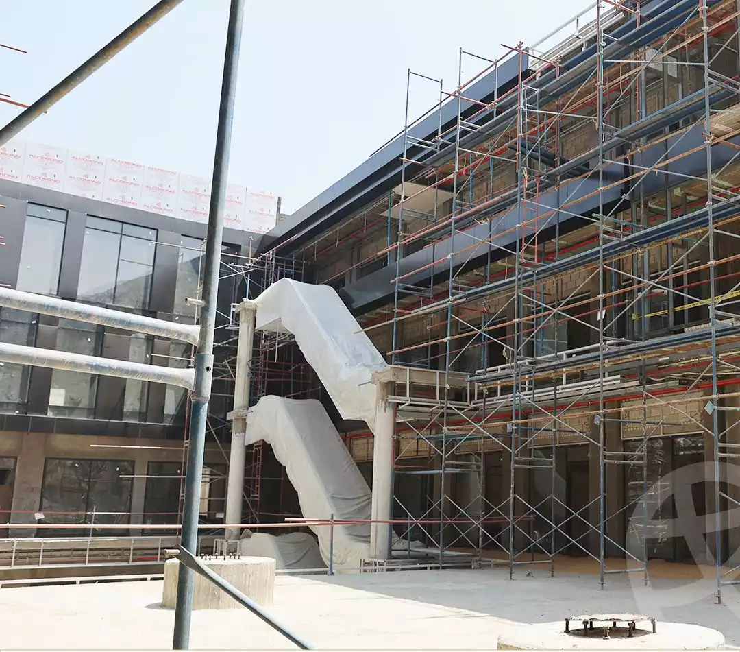 https://aqarmap.com.eg/ar/listing/6152691-for-sale-cairo-new-cairo-compounds-n-skwyr-mwl-nfynyty-llttwyr