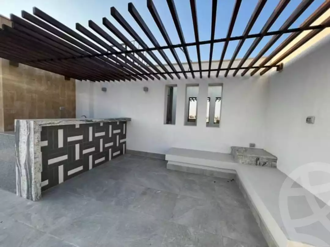 https://aqarmap.com.eg/ar/listing/6137074-for-rent-cairo-el-sheikh-zayed-city-compounds-kmbwnd-wyst-twn-swdyk