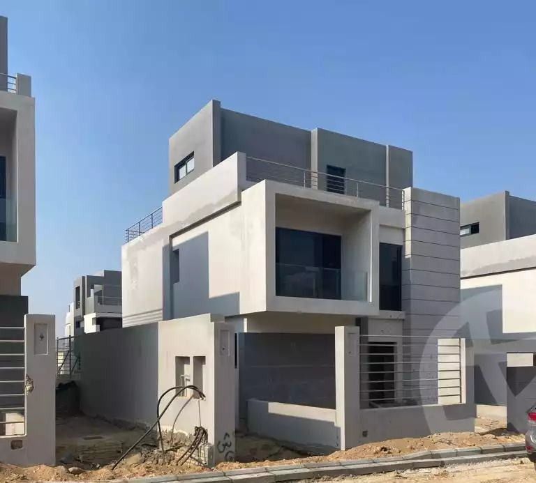 https://aqarmap.com.eg/ar/listing/6152897-for-sale-cairo-el-sheikh-zayed-city-compounds-el-patio-zahraa