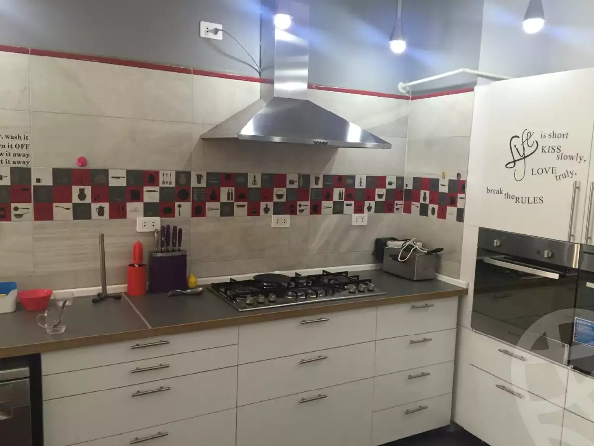 https://aqarmap.com.eg/en/listing/6152916-for-sale-cairo-el-sheikh-zayed-city-compounds-meadows-park
