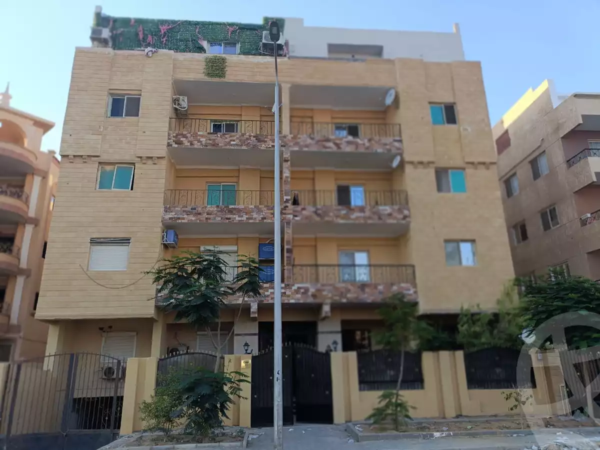 https://aqarmap.com.eg/ar/listing/6153865-for-sale-cairo-el-shorouk-lmntq-lwl-neighbourhood-1