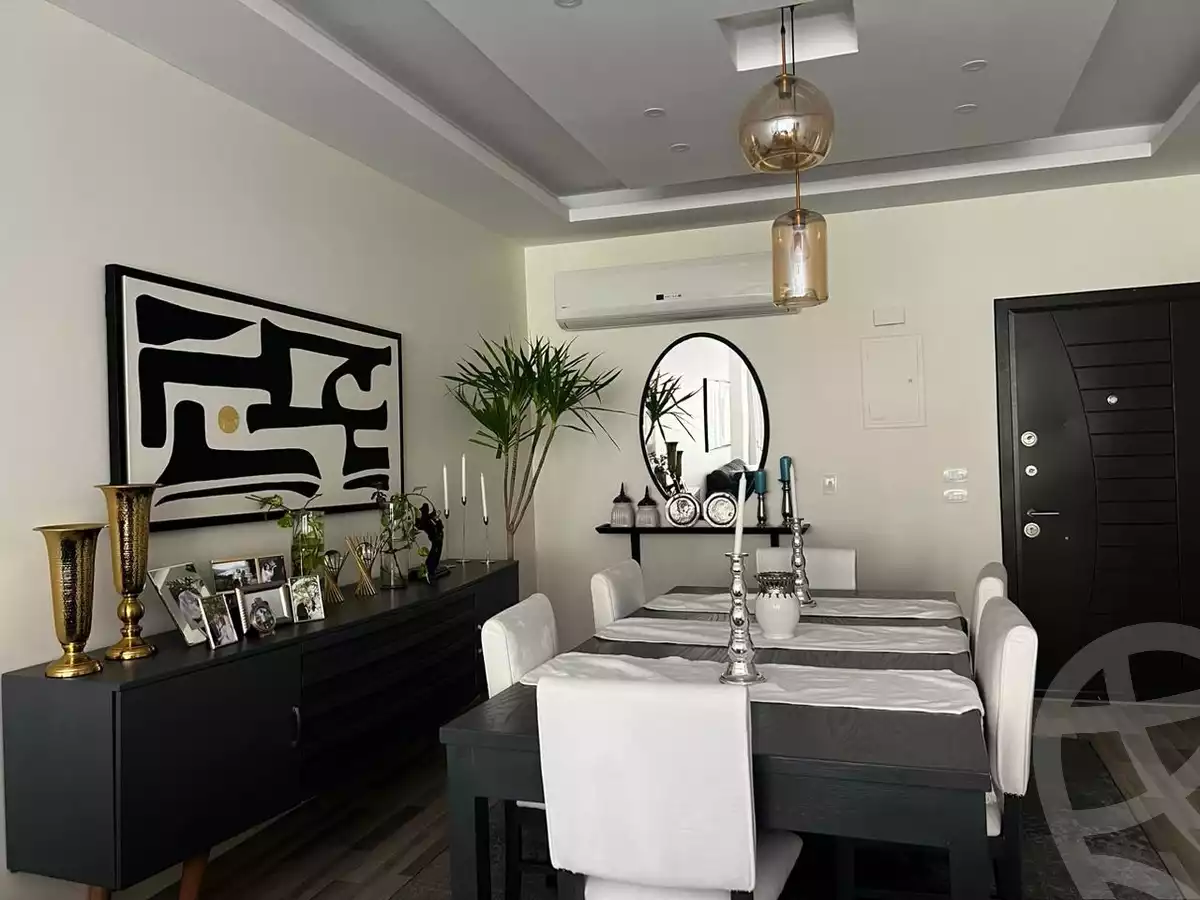 https://aqarmap.com.eg/en/listing/6154525-for-sale-cairo-el-sheikh-zayed-city-el-hay-elsabeaa-lbstn