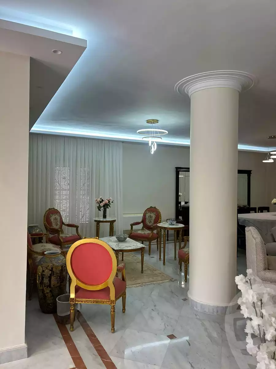 https://aqarmap.com.eg/en/listing/6155155-for-sale-cairo-el-sheikh-zayed-city-compounds-el-rabwa