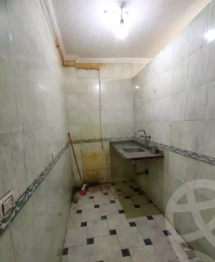 https://aqarmap.com.eg/en/listing/6155822-for-sale-qalyubia-shubra-el-khaima-om-bayoumi